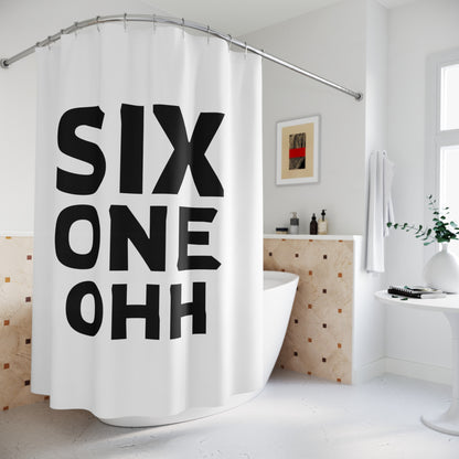 Shower Curtain (minimal butt-sticking)